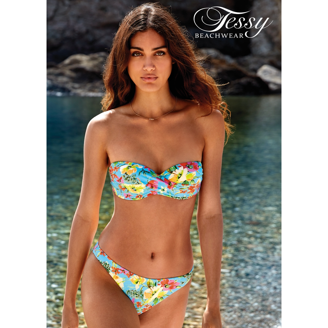 Tessy Maillot 2 Pièces Bandeau Fleuri Fond Bleu Océan 1 Tessy Maillot 2 Pièces Bandeau Fleuri Fond Bleu Océan